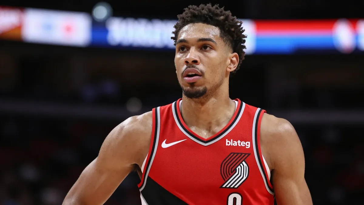 The Portland Trail Blazers officially sign forward Jeremy Sochan, adding a versatile defender and former top-10 pick to...